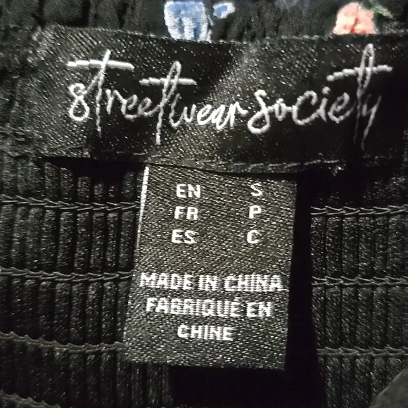 Dress - Picture 2 of 2